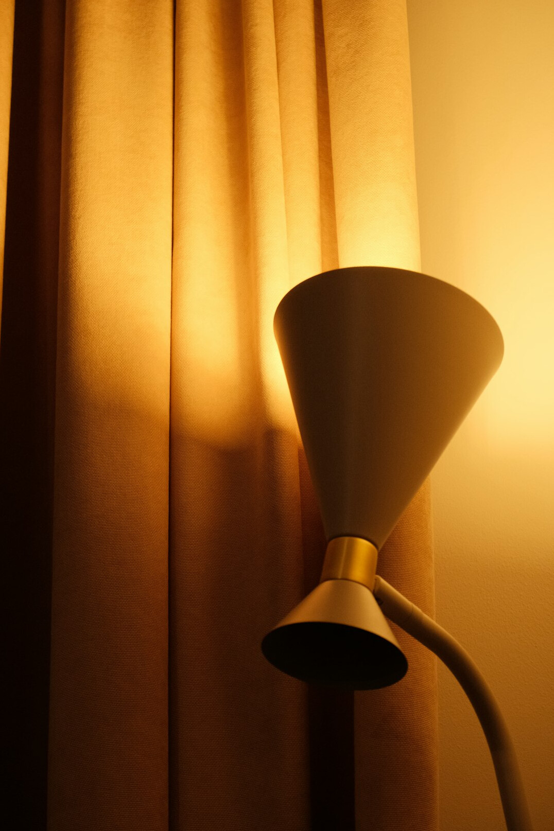 soft lighting home